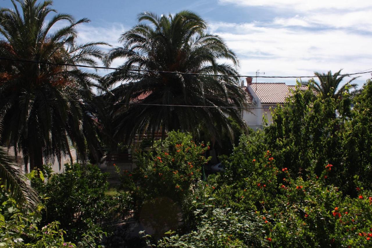 Apartments And Rooms By The Sea Palit, Rab - 5010 Exterior foto