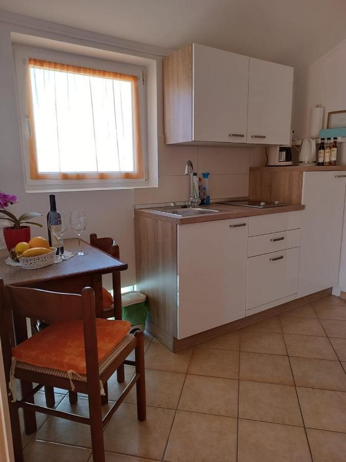 Apartments And Rooms By The Sea Palit, Rab - 5010 Exterior foto